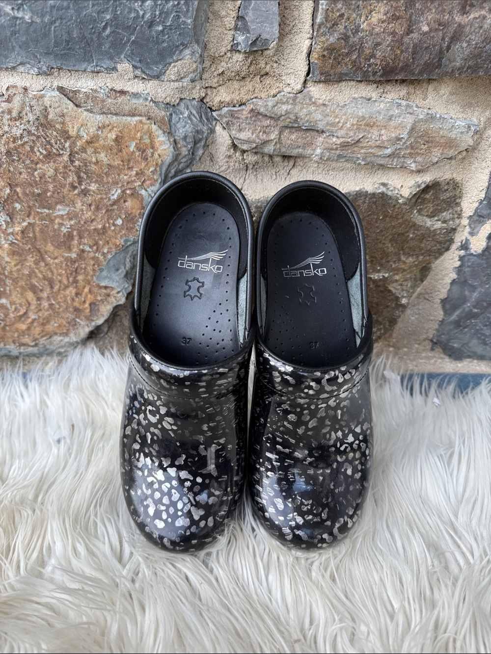 Dansko Women's Leopard Print Patent Glossy Clogs Shoes in Black/Silver Size 37